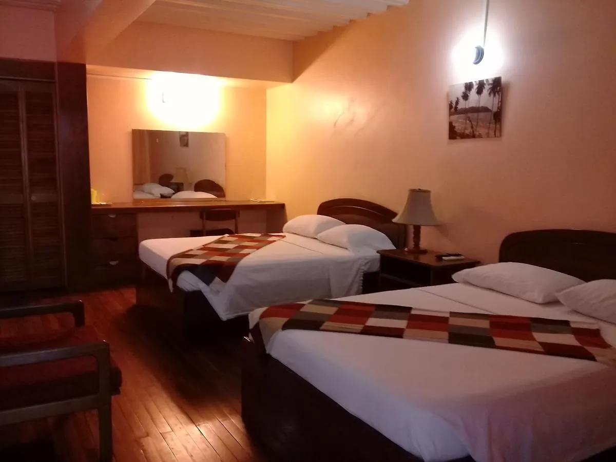 Monique'S Guest House Maraval 3*,  Trynidad i Tobago